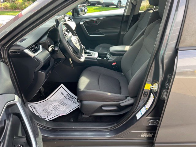 Used 2019 Toyota RAV4 LE w/ All Weather Liner Package AWD/4WD image 24