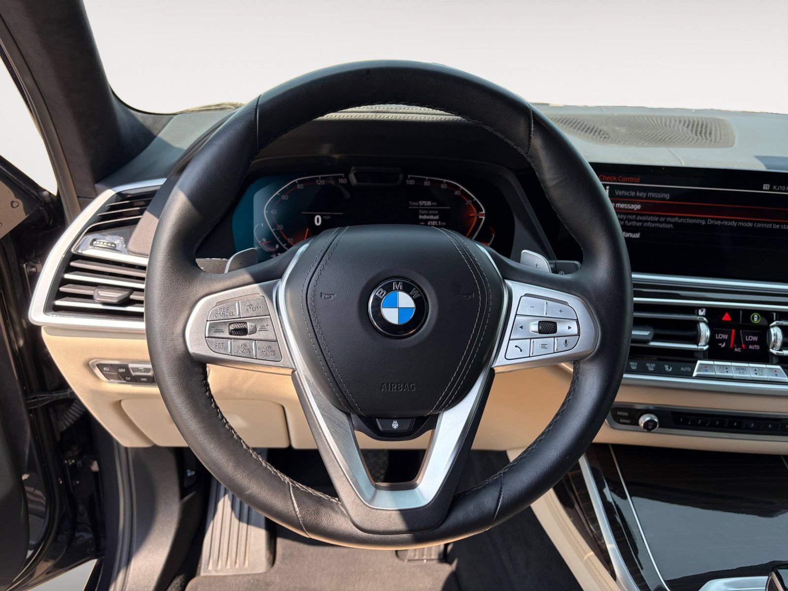 Used 2021 BMW X7 xDrive40i w/ Premium Package AWD/4WD image 12