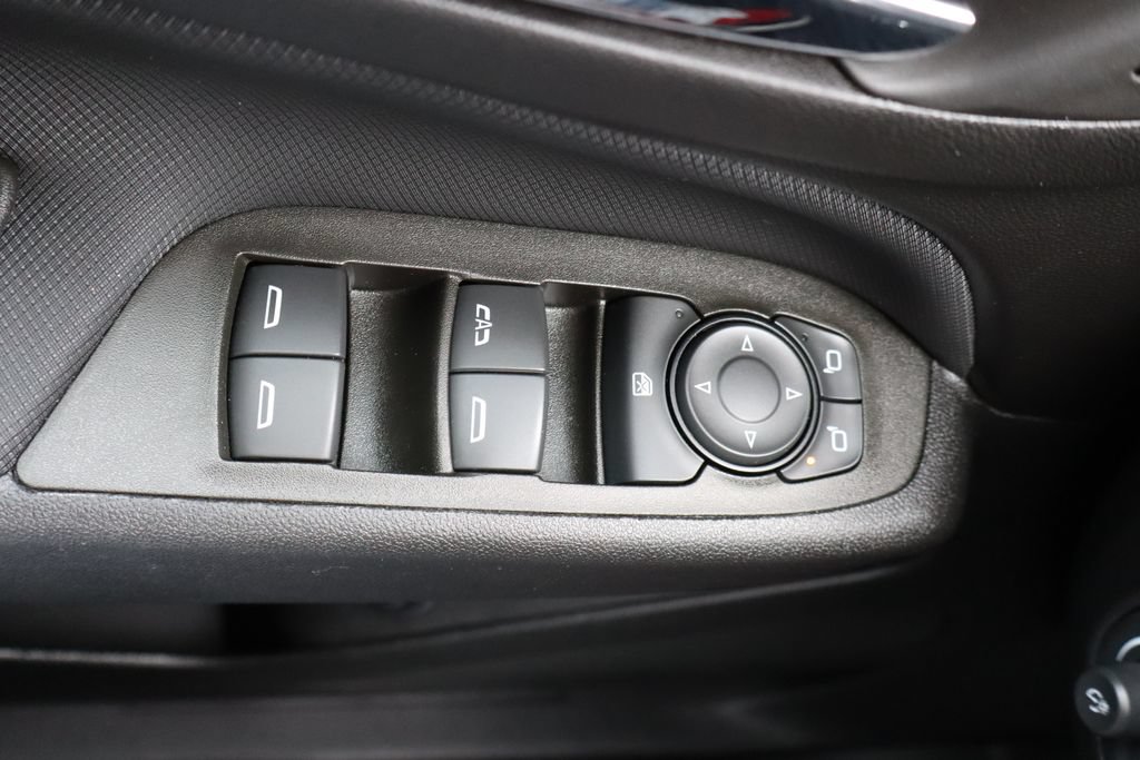 Used 2023 Chevrolet Equinox RS AWD/4WD image 27