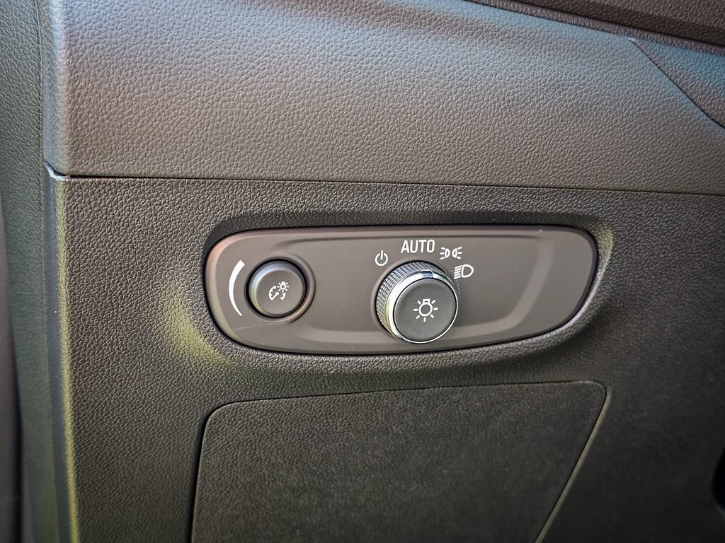 New 2026 Buick Encore GX Sport Touring w/ Advanced Technology Package AWD/4WD image 14