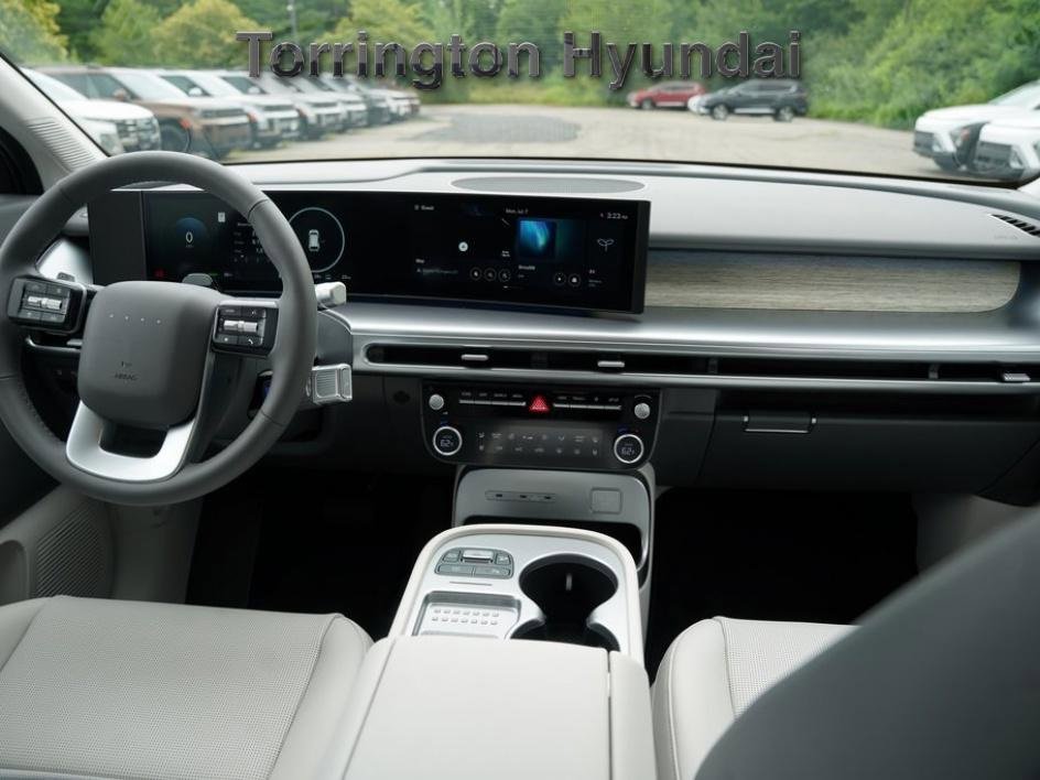 New 2026 Hyundai Ioniq 9 SEL image 9