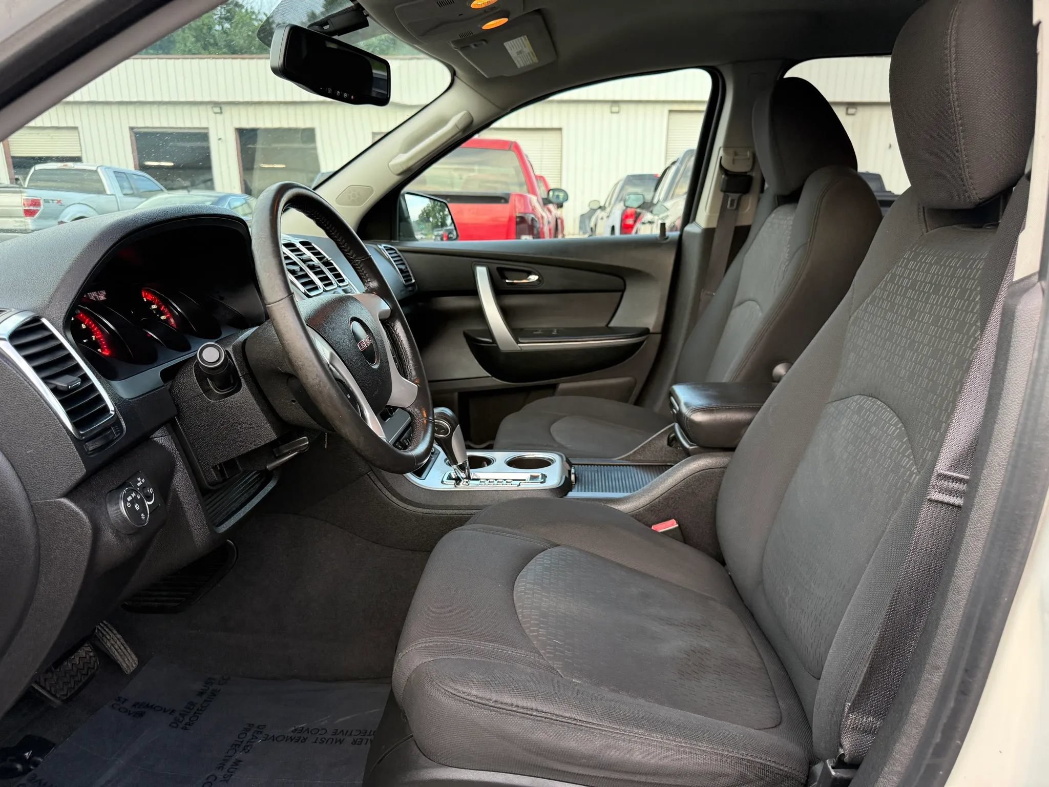 Used 2012 GMC Acadia SLE AWD/4WD image 2