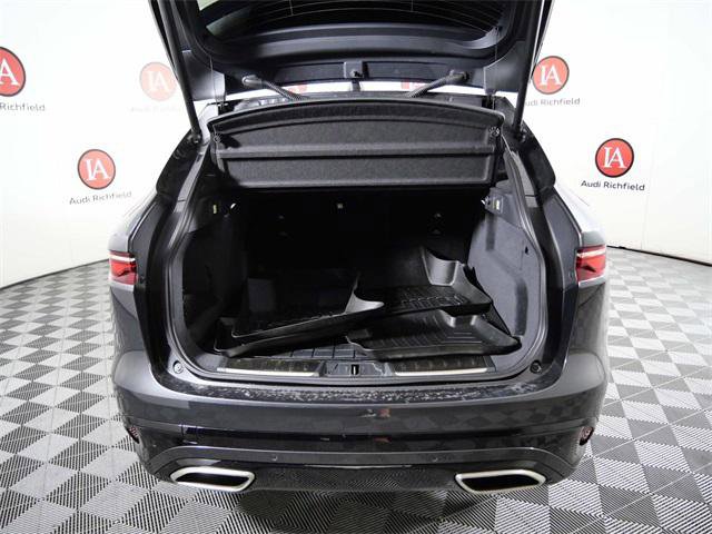 Used 2026 Jaguar F-PACE R-Dynamic S image 10