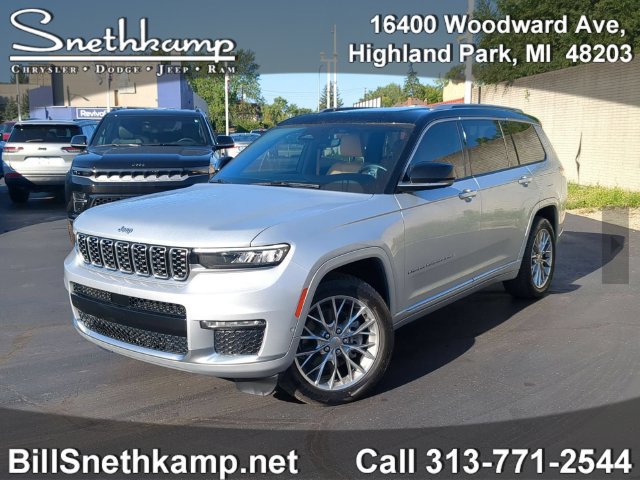 Used 2022 Jeep Grand Cherokee L Summit w/ Luxury Tech Group V AWD/4WD image 1