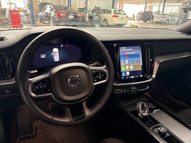 Used 2024 Volvo S60 B5 Plus w/ Climate Package image 9