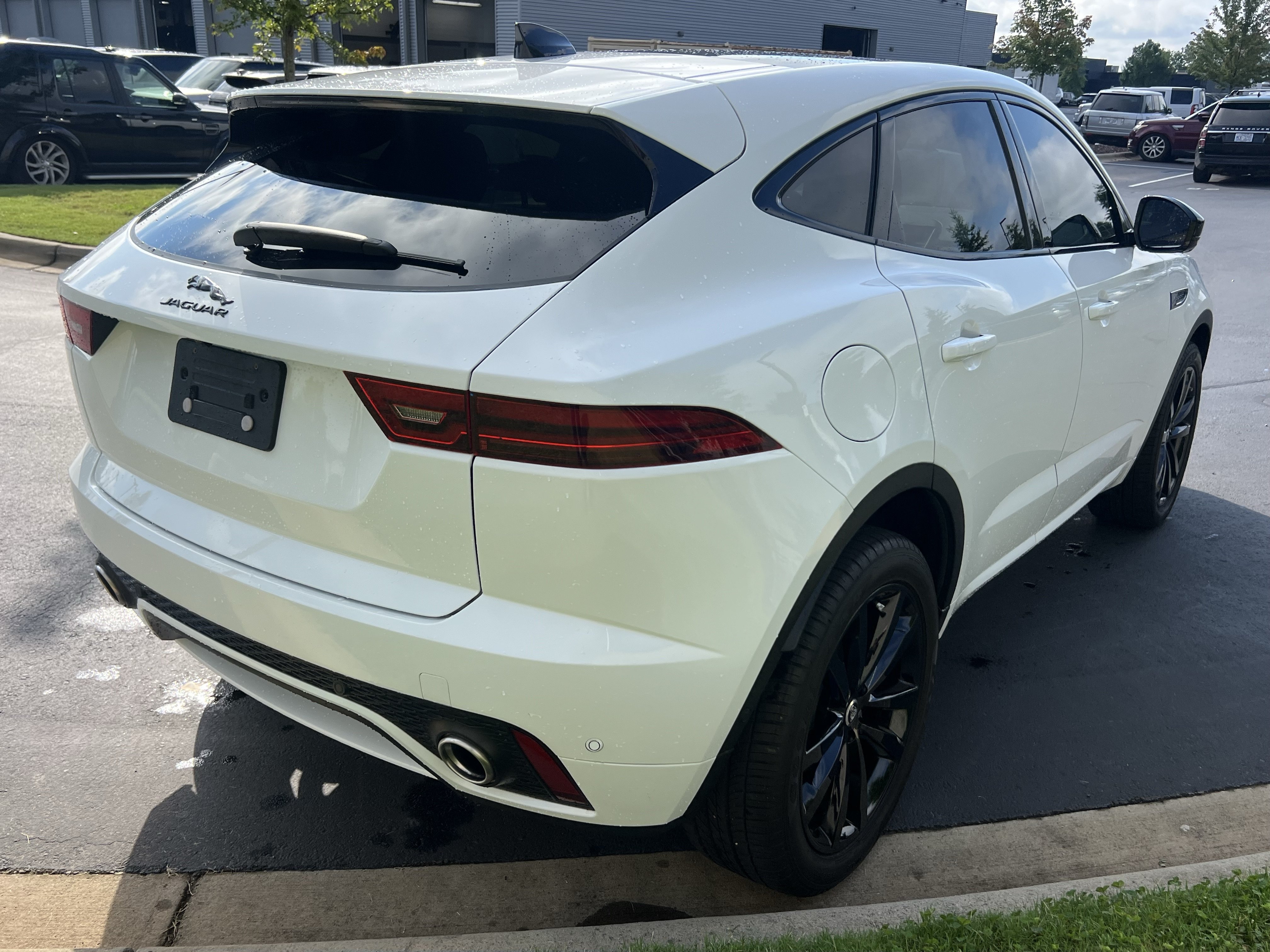 Used 2024 Jaguar E-PACE R-Dynamic SE AWD/4WD image 7