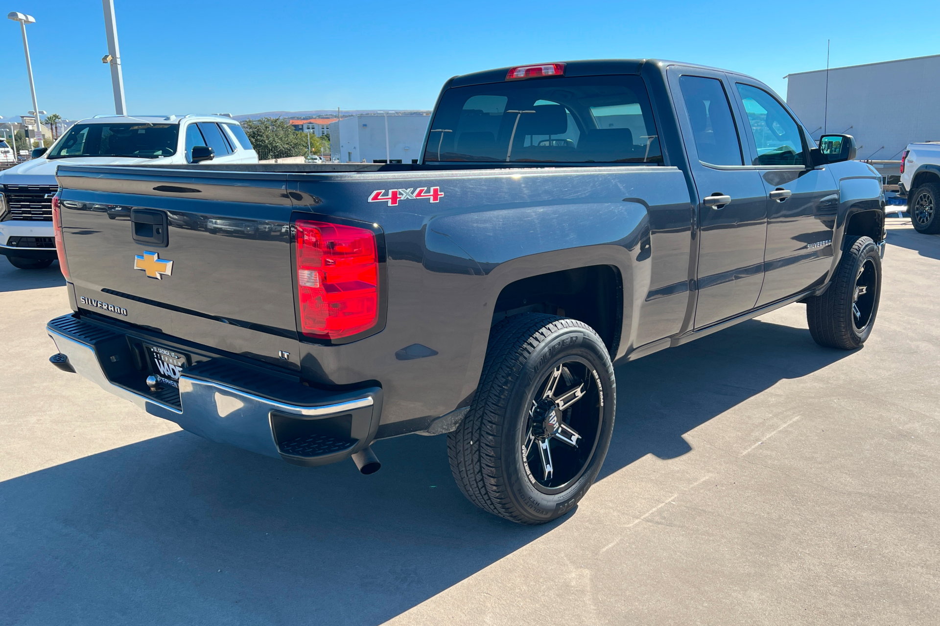 Used 2014 Chevrolet Silverado 1500 LT AWD/4WD image 5