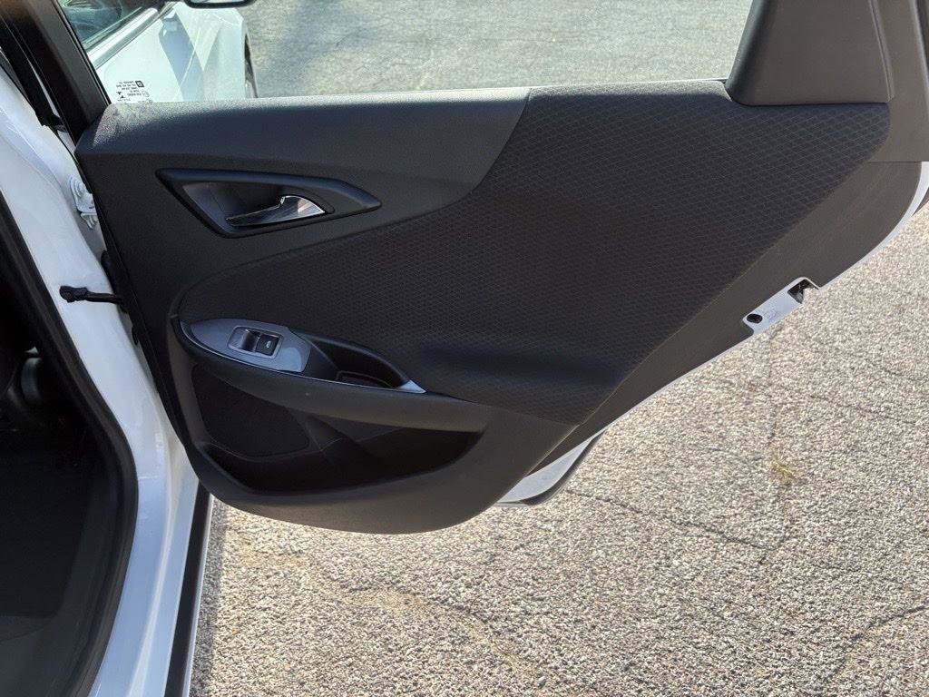 Used 2024 Chevrolet Malibu LT image 16