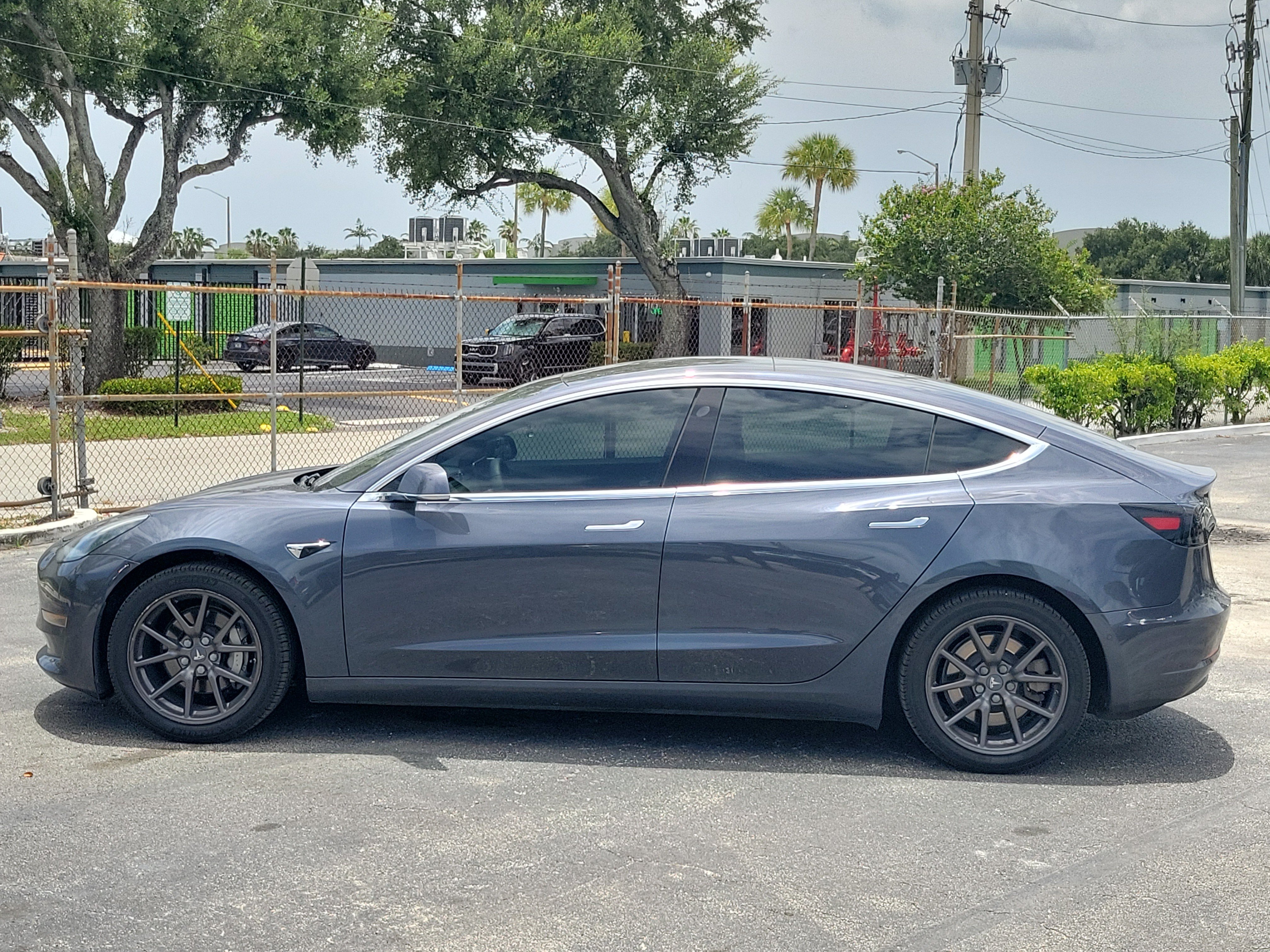 Used 2020 Tesla Model 3 RWD image 6