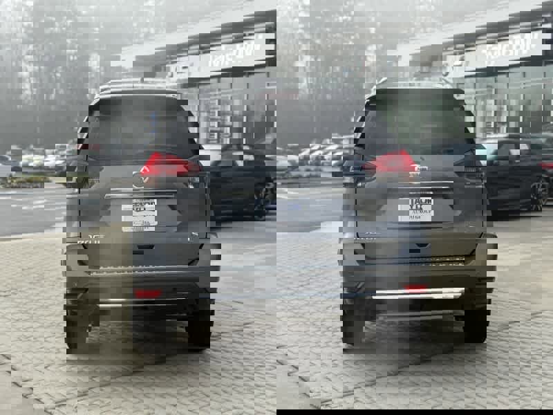 Used 2020 Nissan Rogue SL w/ Premium Package image 5