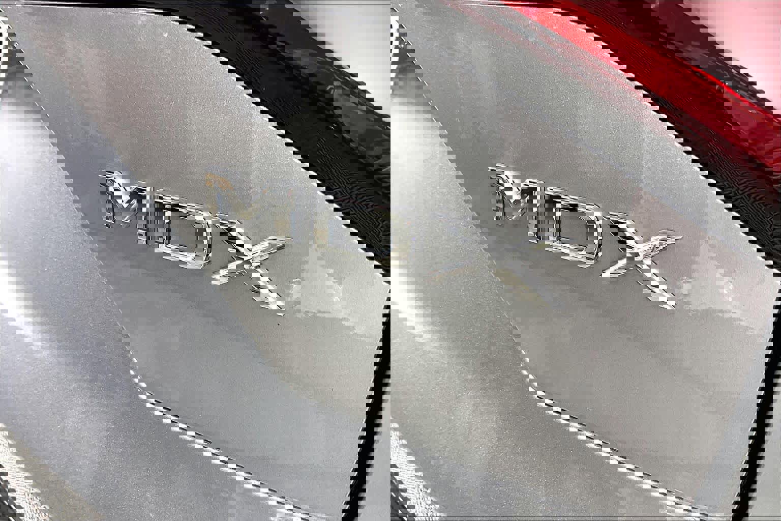 Used 2025 Acura MDX SH-AWD w/ Technology Package image 9