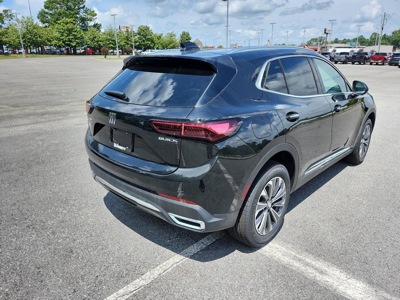 New 2025 Buick Envision Preferred image 3