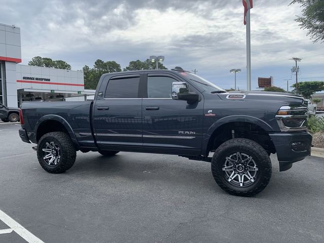 Used 2026 RAM 2500 Limited w/ Towing Technology Group AWD/4WD image 9