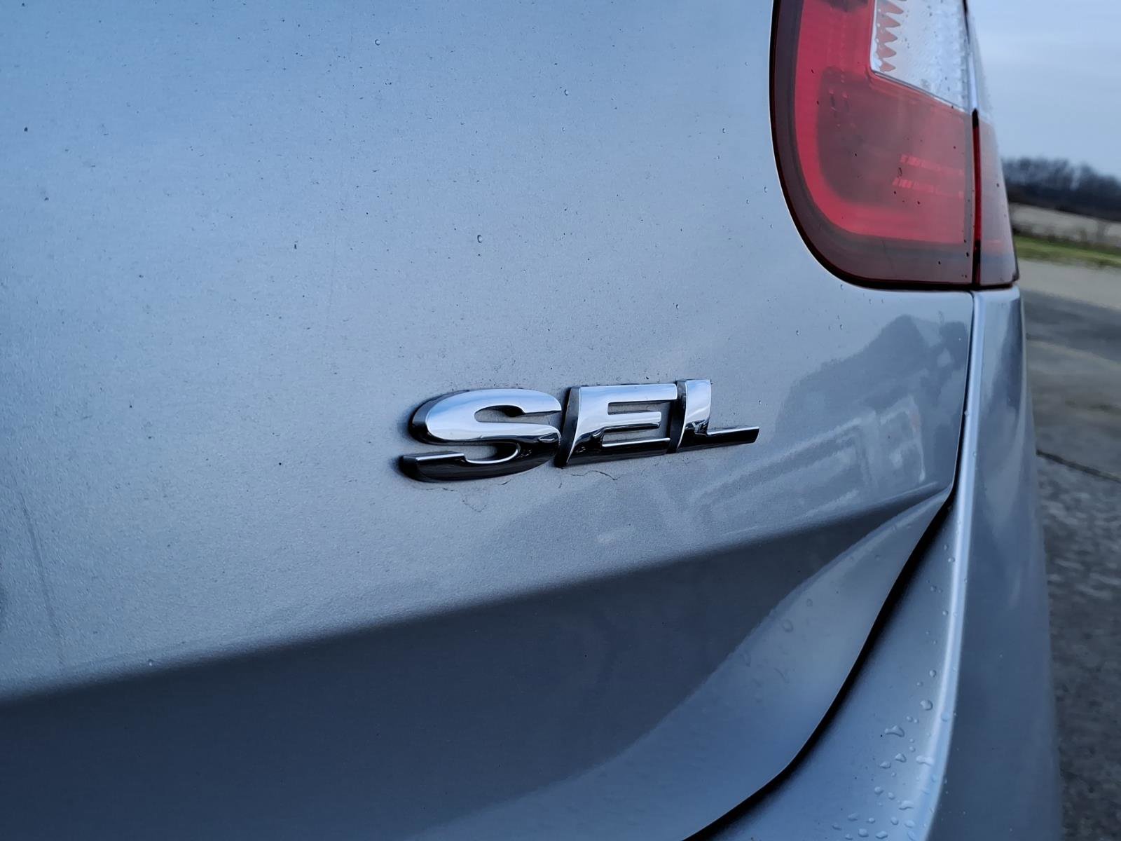 Used 2012 Ford Taurus SEL image 7