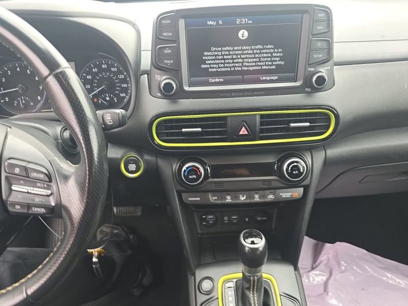 Used 2019 Hyundai Kona Ultimate FWD image 28