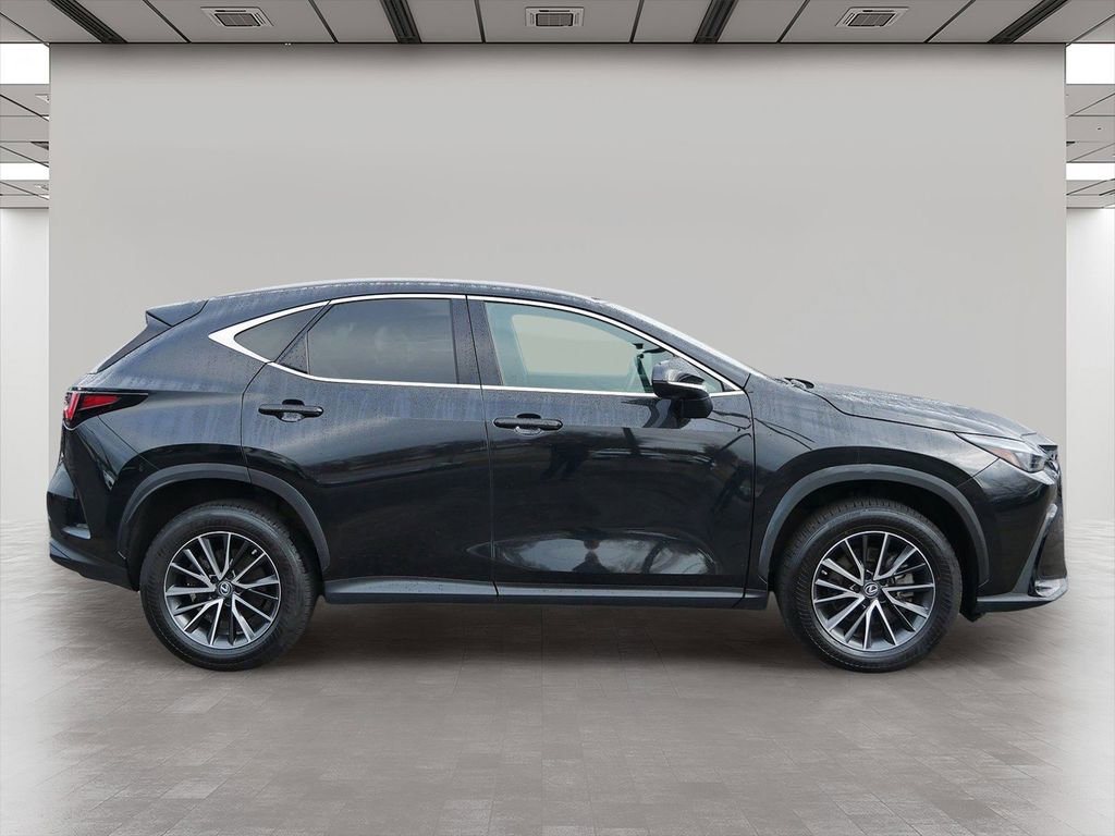 Used 2023 Lexus NX 350 AWD image 6