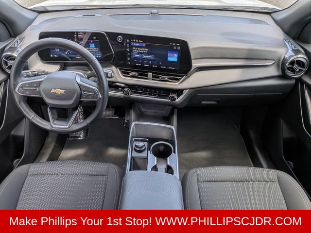 Used 2026 Chevrolet Equinox LT FWD image 14