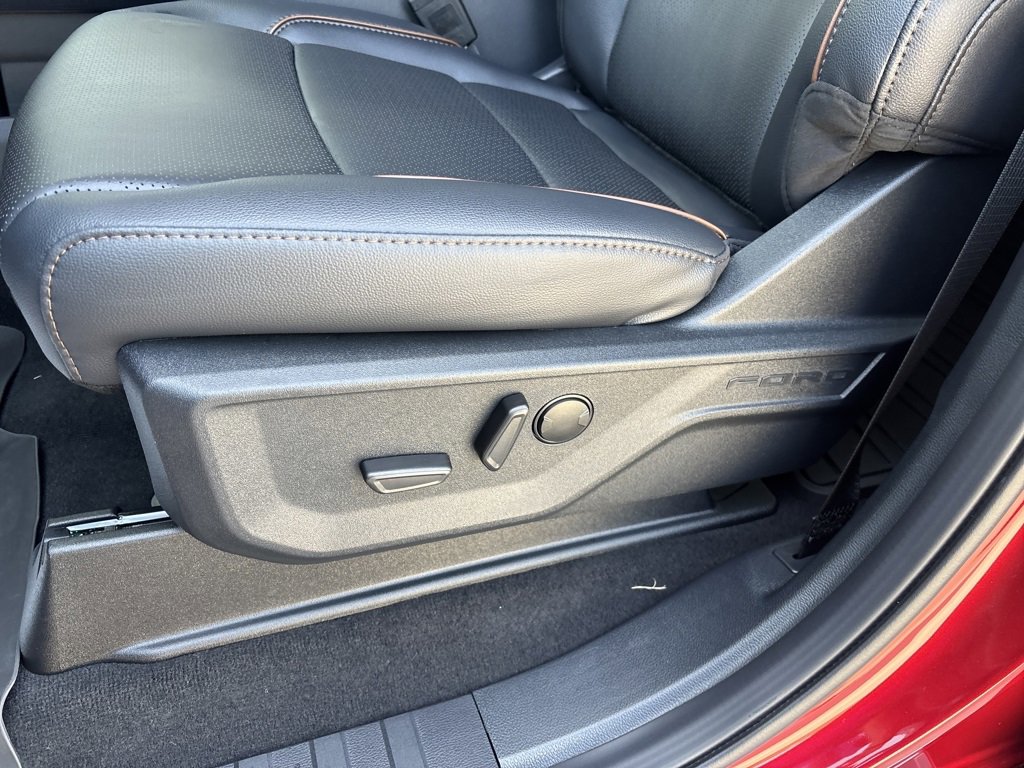 New 2026 Ford F350 Lariat image 31