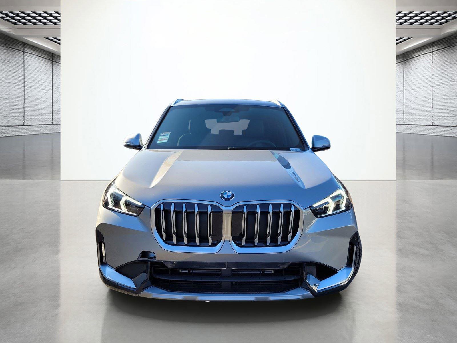 New 2026 BMW X1 xDrive28i image 3