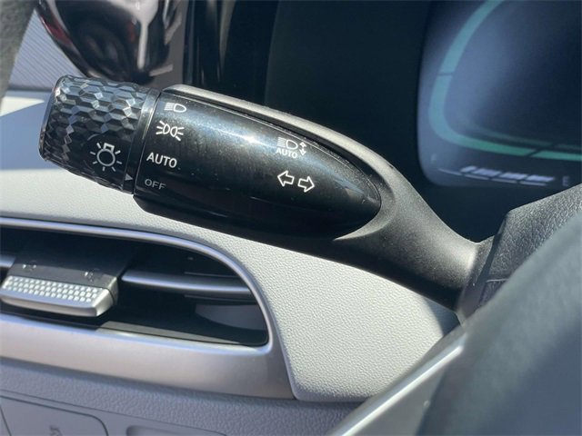 Certified 2025 Hyundai Palisade SE image 19