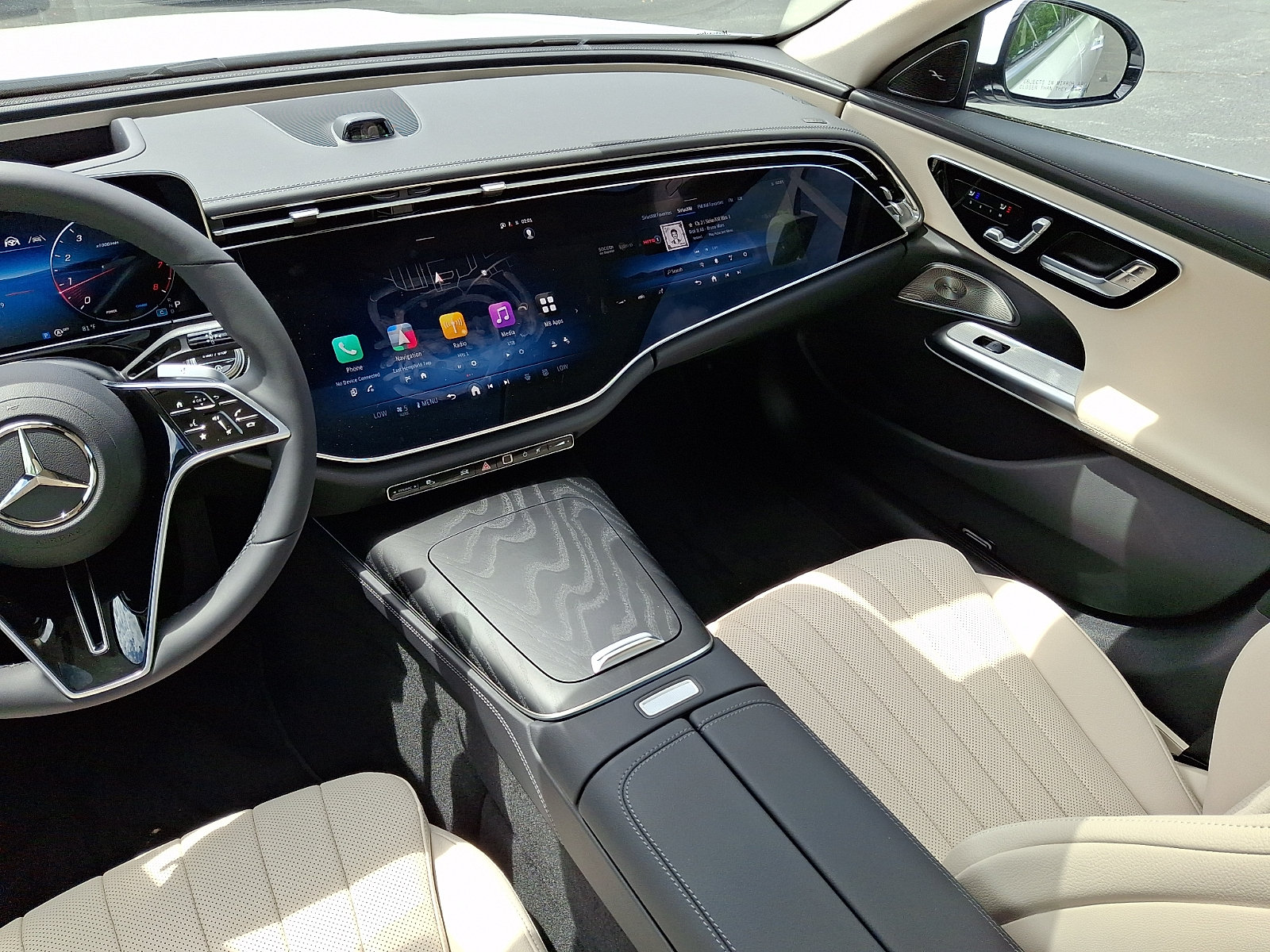 New 2026 Mercedes-Benz E 450 4MATIC Sedan image 11