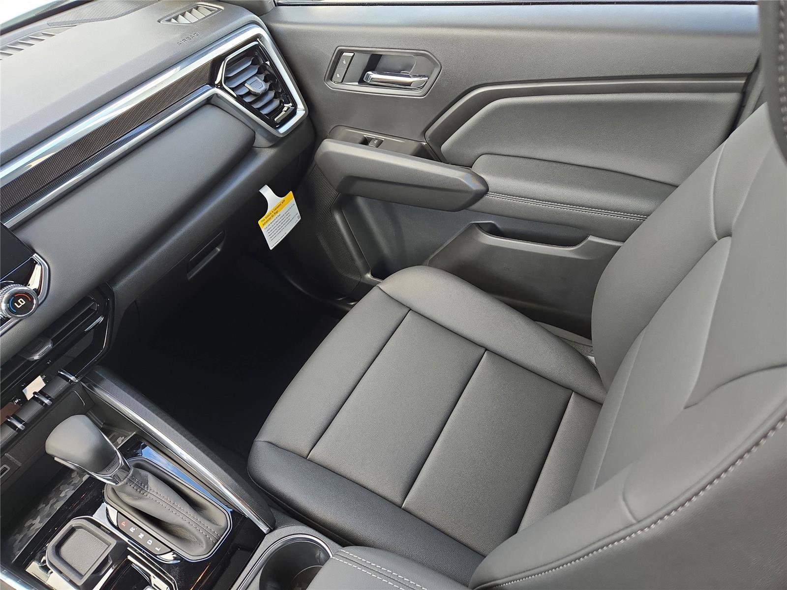New 2026 GMC Canyon Elevation w/ Convenience Package RWD image 19