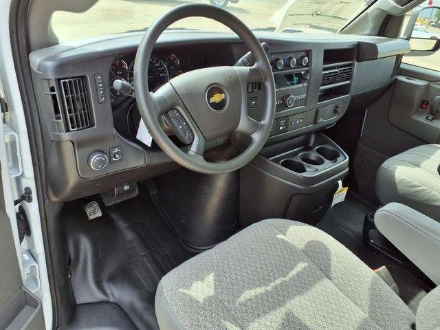 New 2025 Chevrolet Express 2500 w/ Driver Convenience Package image 4