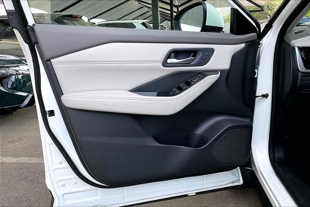 Certified 2023 Nissan Rogue SL w/ SL Premium Package image 22