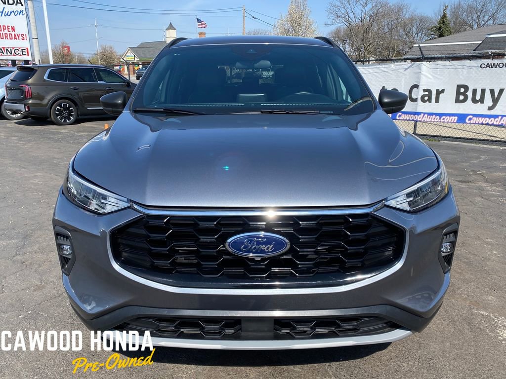 Used 2025 Ford Escape ST-Line Select AWD/4WD image 8