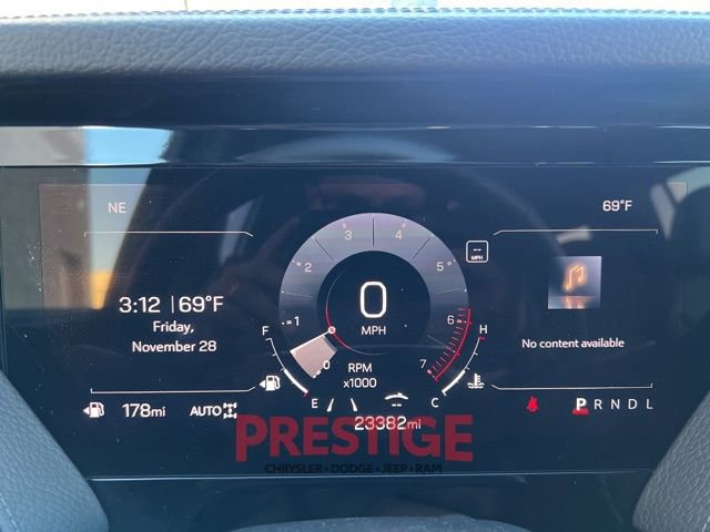 Used 2025 GMC Yukon XL Denali image 45