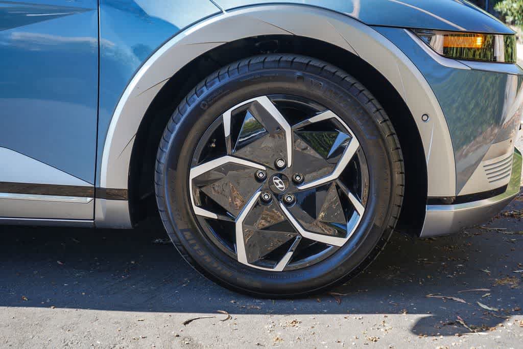 Certified 2024 Hyundai Ioniq 5 Limited RWD image 9