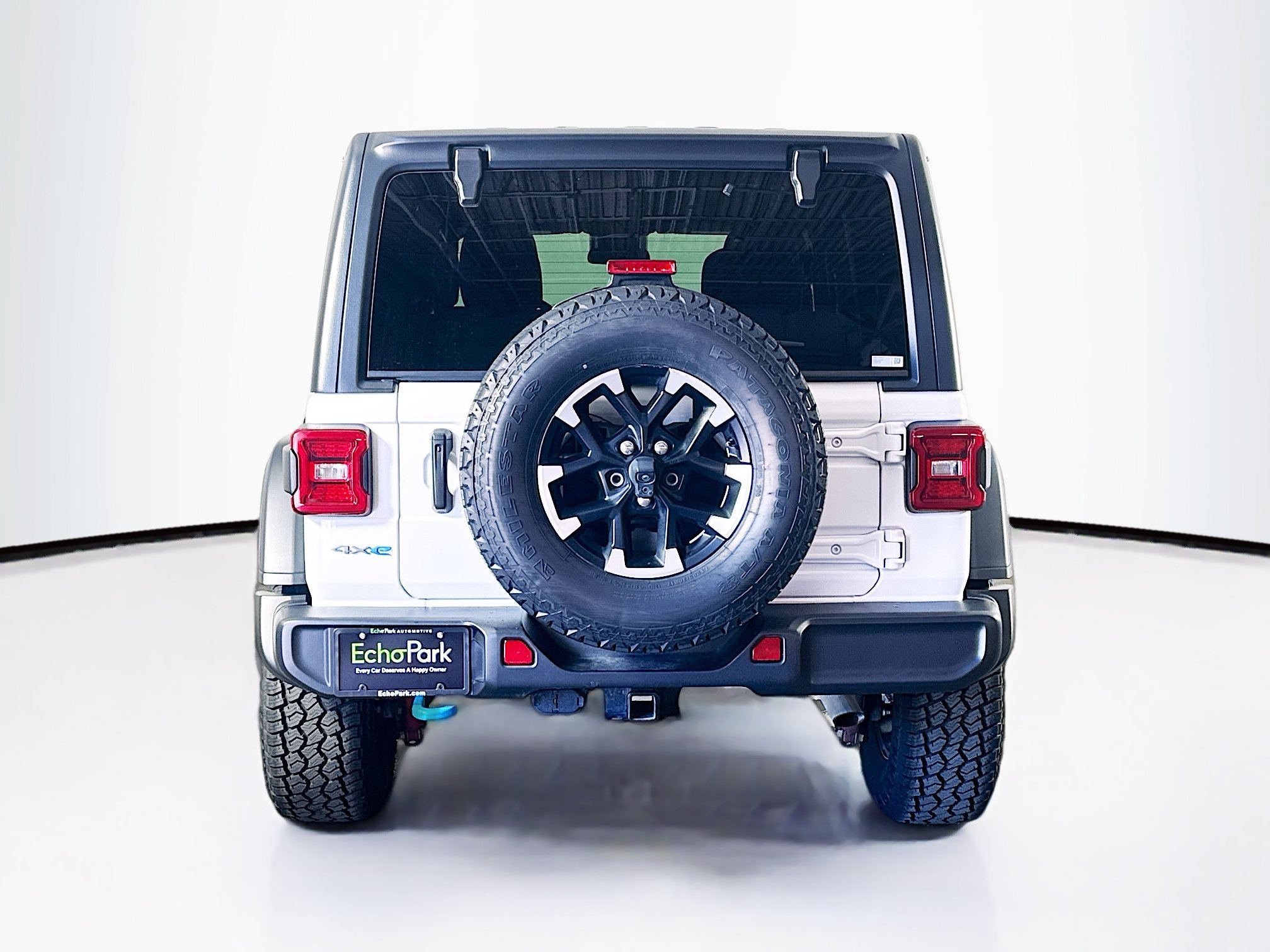 Used 2024 Jeep Wrangler Unlimited Rubicon 4xe AWD/4WD image 7