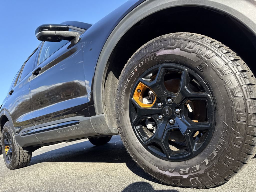 Used 2026 Ford Explorer Tremor w/ Tremor Convenience Package image 9