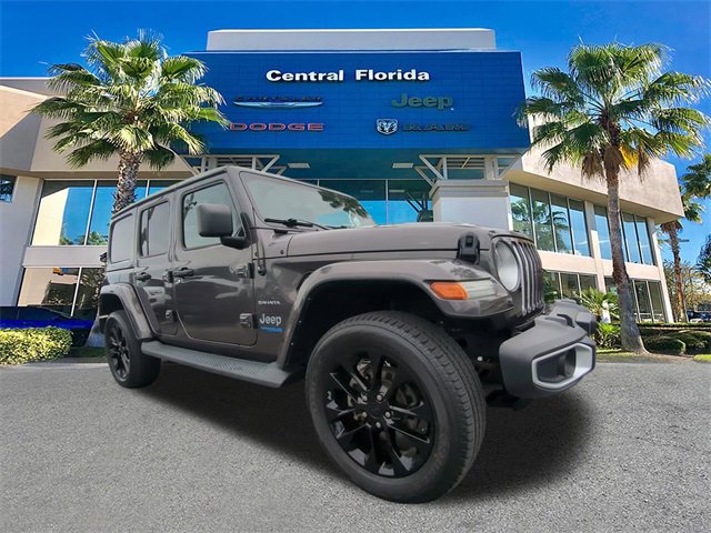 Used 2021 Jeep Wrangler Unlimited Sahara w/ Safety Group image 2