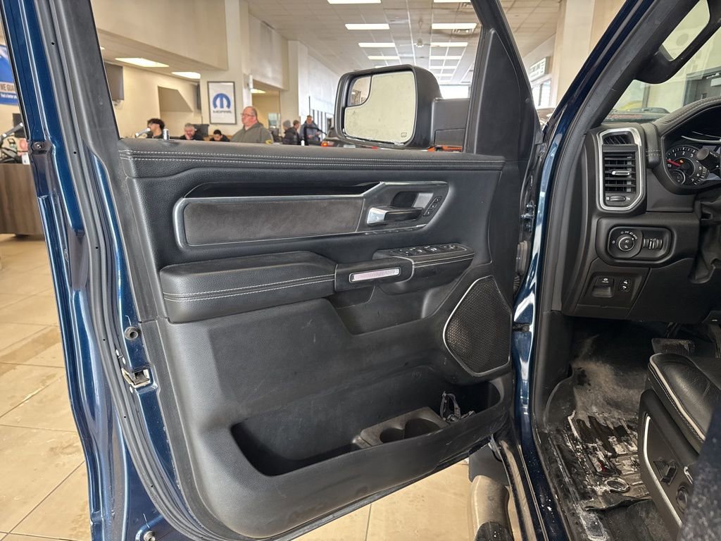 Used 2019 RAM 1500 Laramie w/ Sport Appearance Package image 16