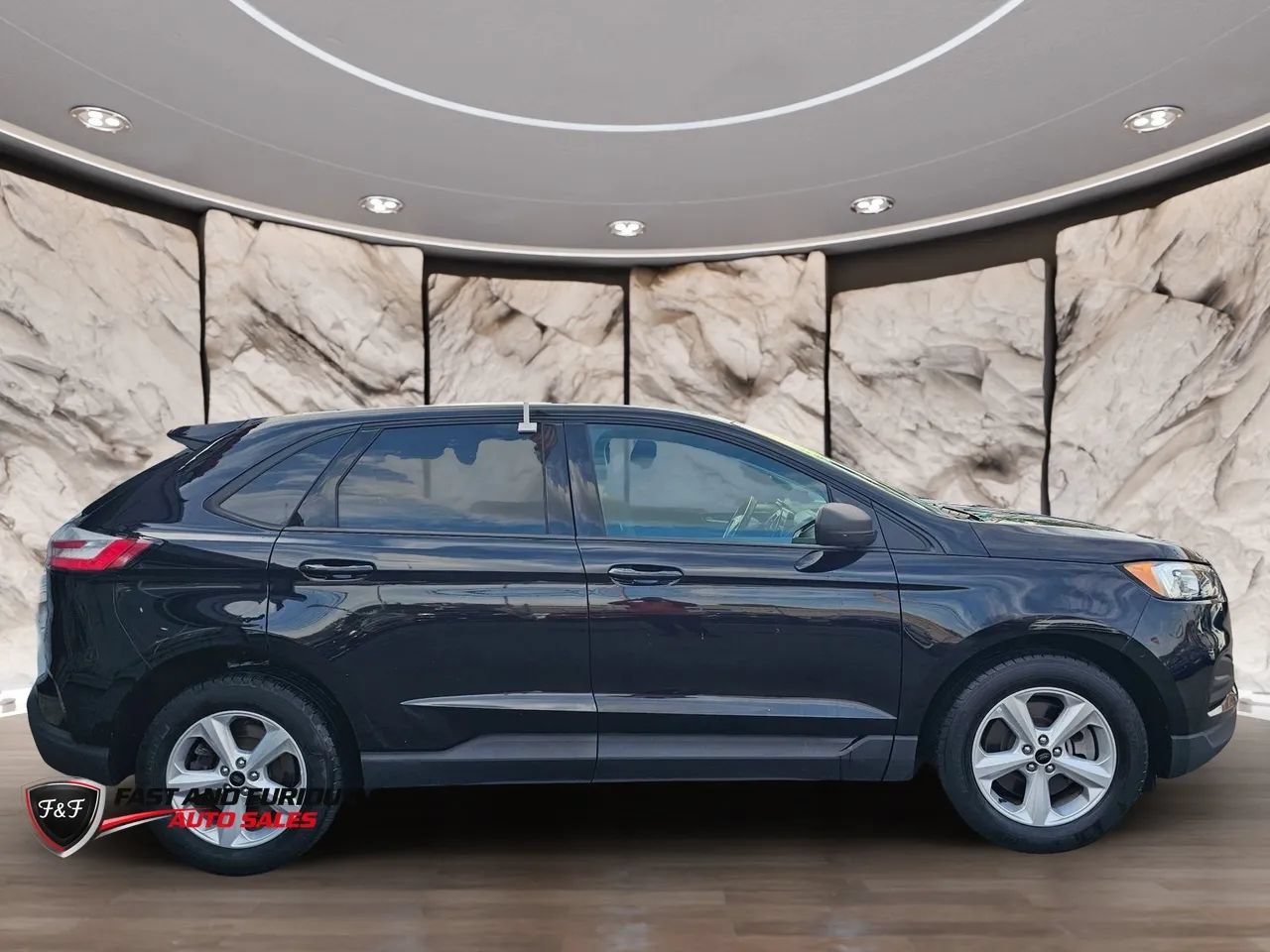 Used 2024 Ford Edge SE AWD/4WD image 5