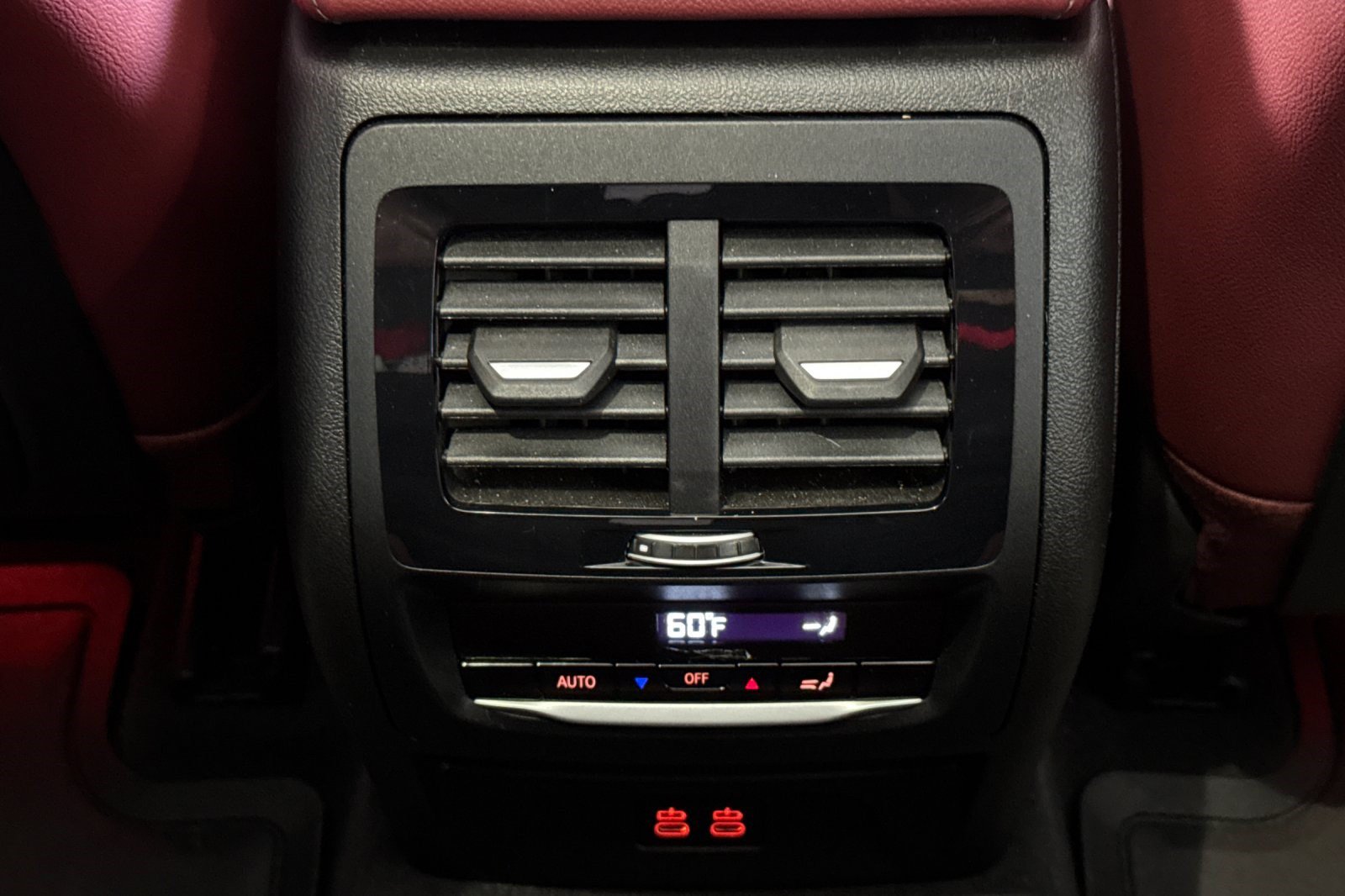 Used 2024 BMW X4 M40i w/ Premium Package AWD/4WD image 16