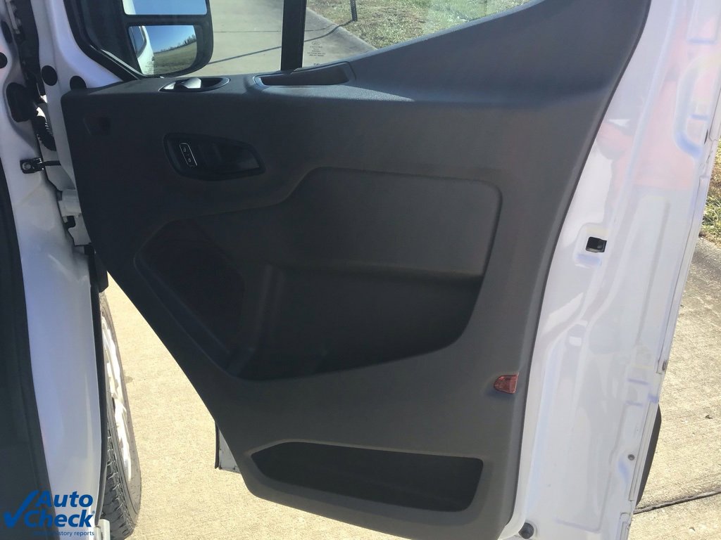Used 2023 Ford Transit 350 XLT image 24