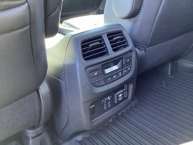 Used 2021 Honda Pilot Touring image 28