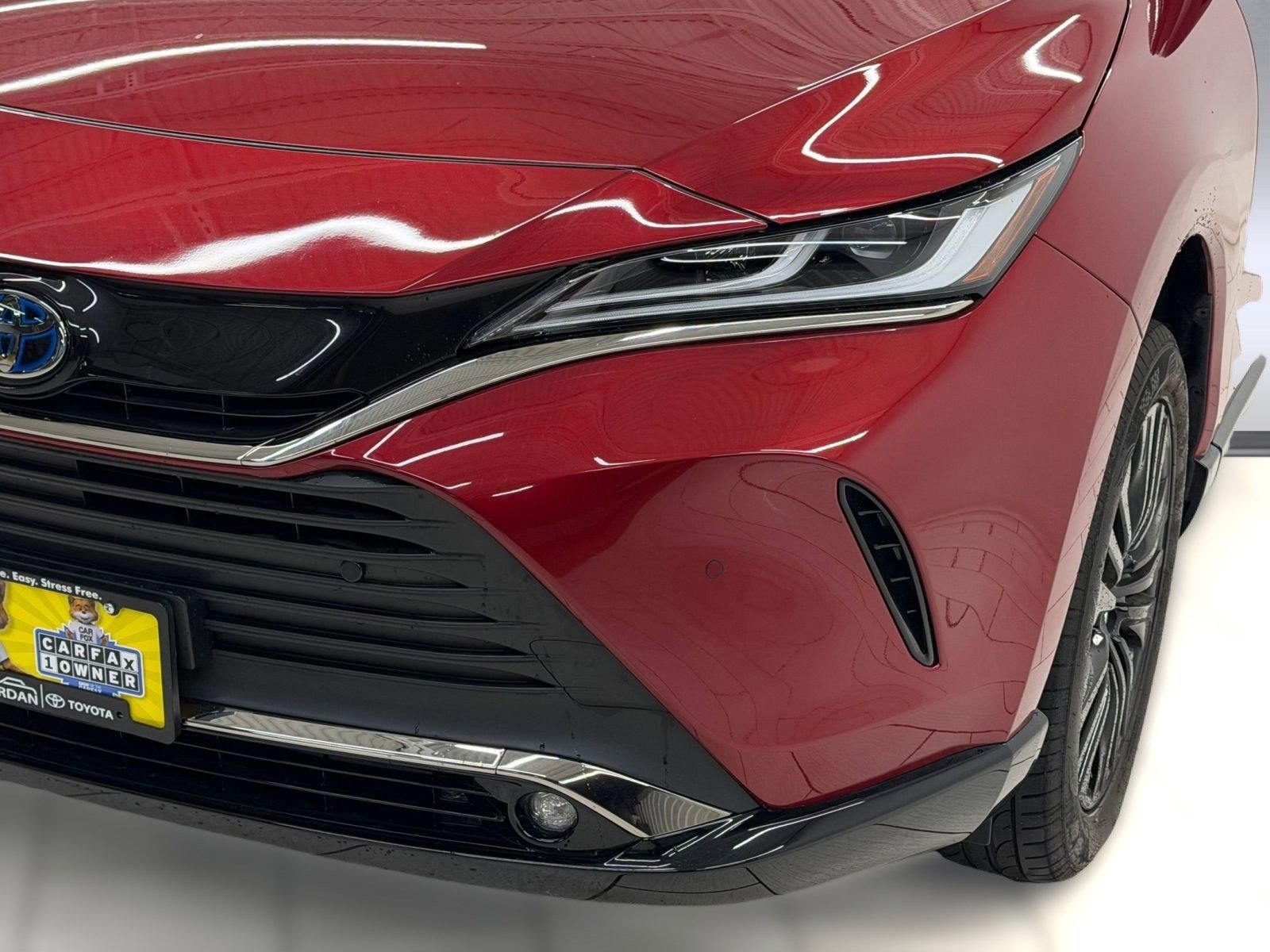 Used 2024 Toyota Venza Nightshade image 9