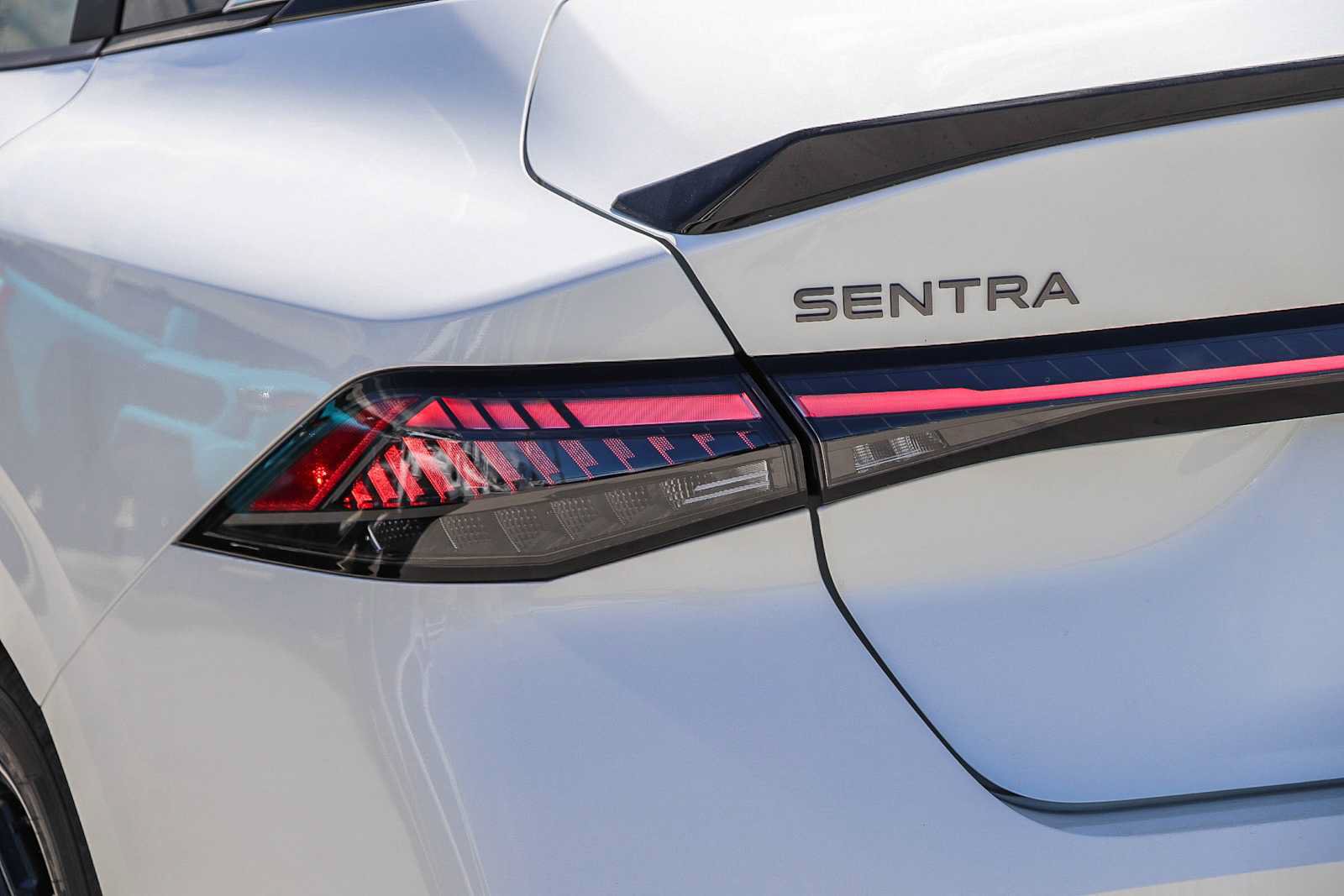New 2027 Nissan Sentra SR FWD image 9