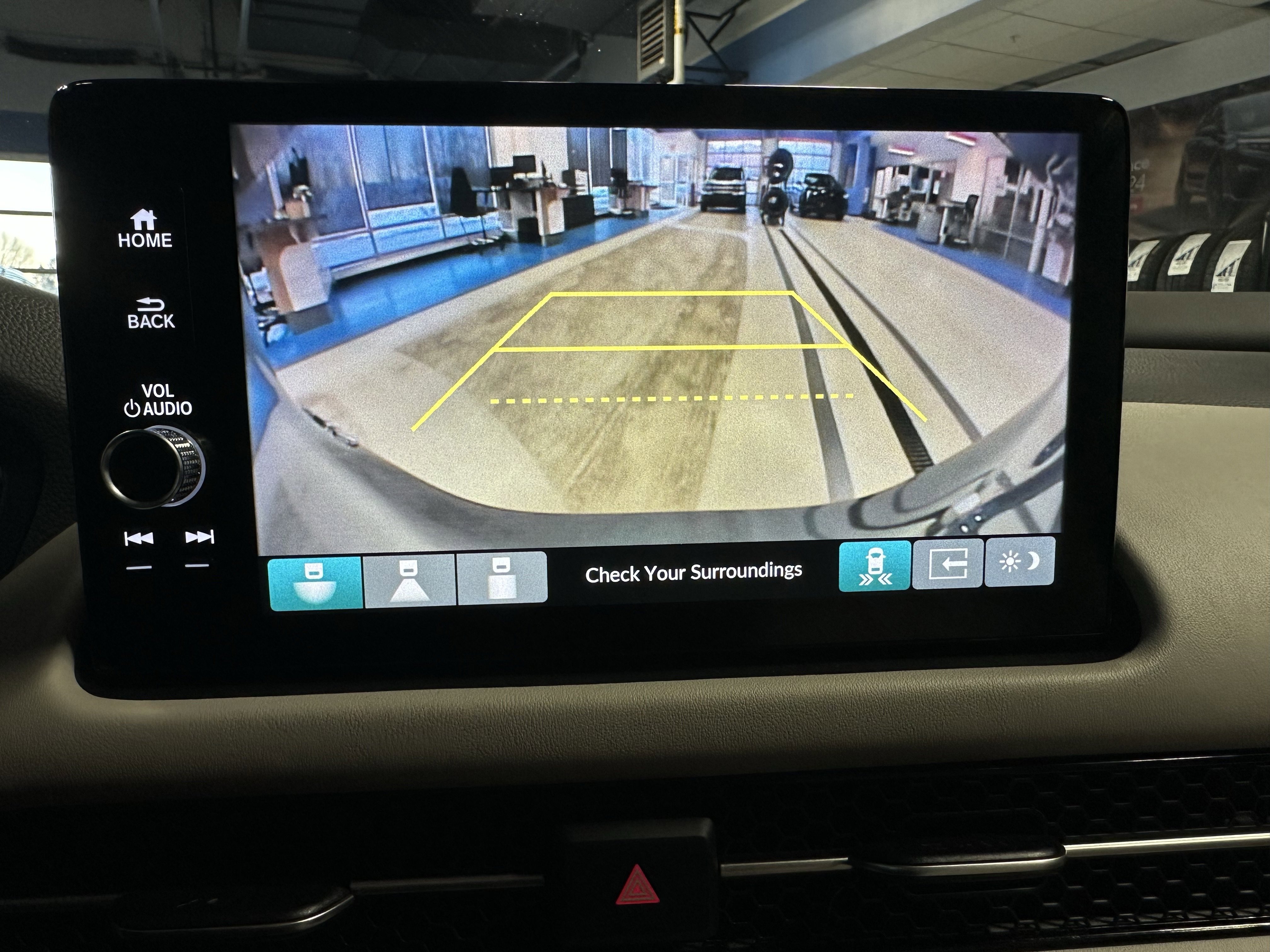 Used 2023 Honda HR-V EX-L image 12