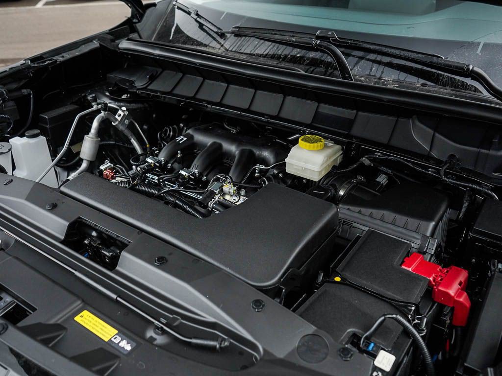 New 2026 Nissan Pathfinder SL w/ SL Premium Package AWD/4WD image 7