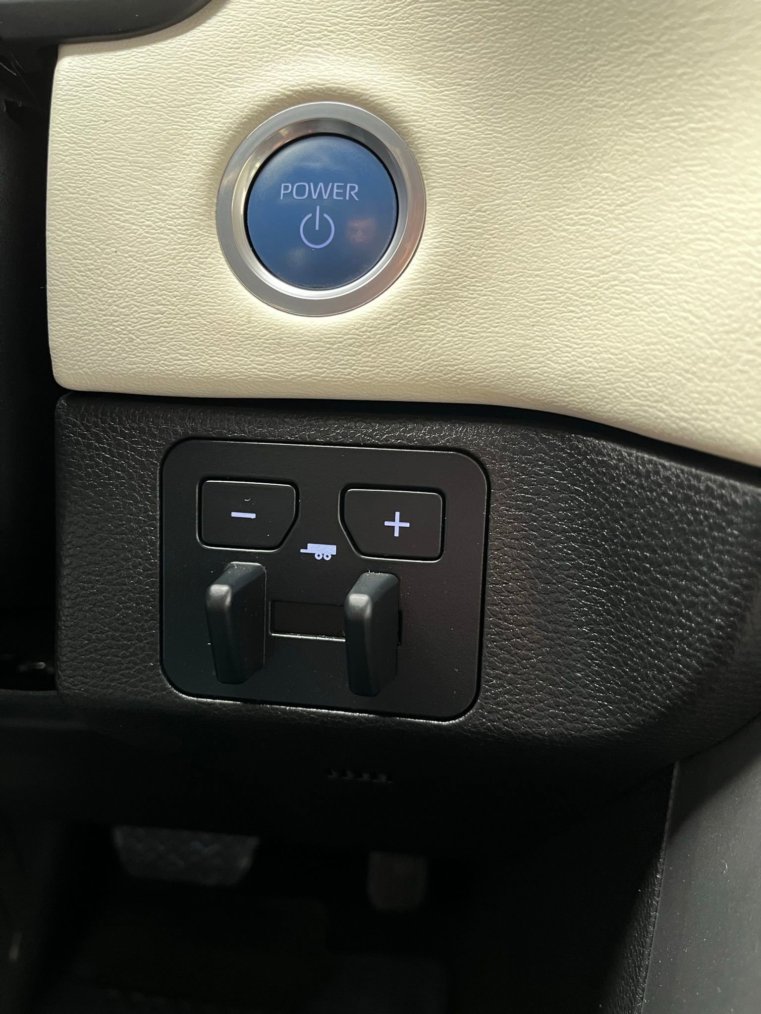 Used 2022 Toyota Tundra Capstone AWD/4WD image 24