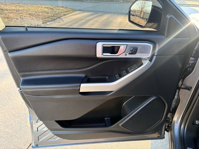 Used 2021 Ford Explorer Limited w/ Hybrid Equipment Group 310A image 7