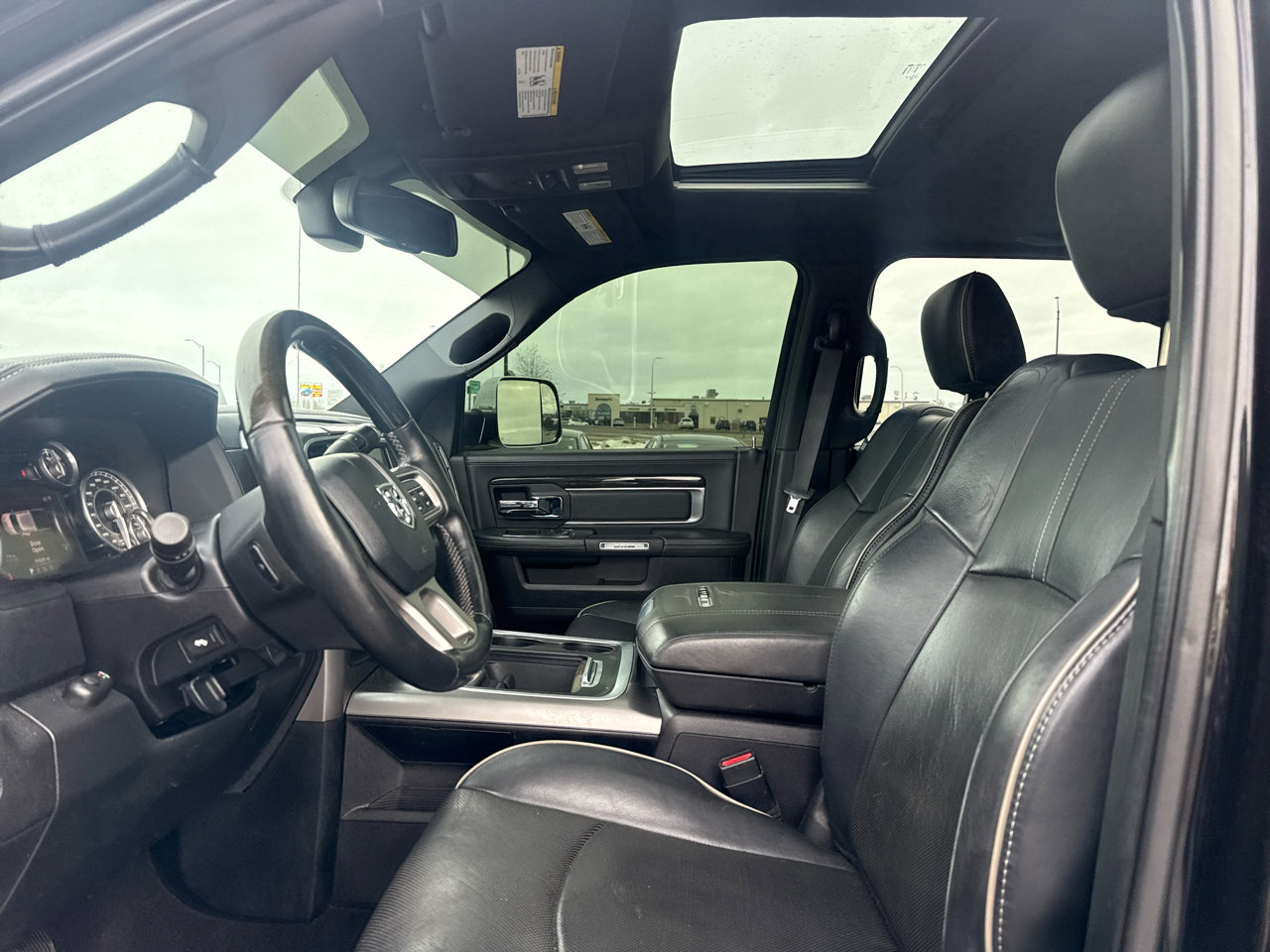 Used 2016 RAM 2500 Limited image 10