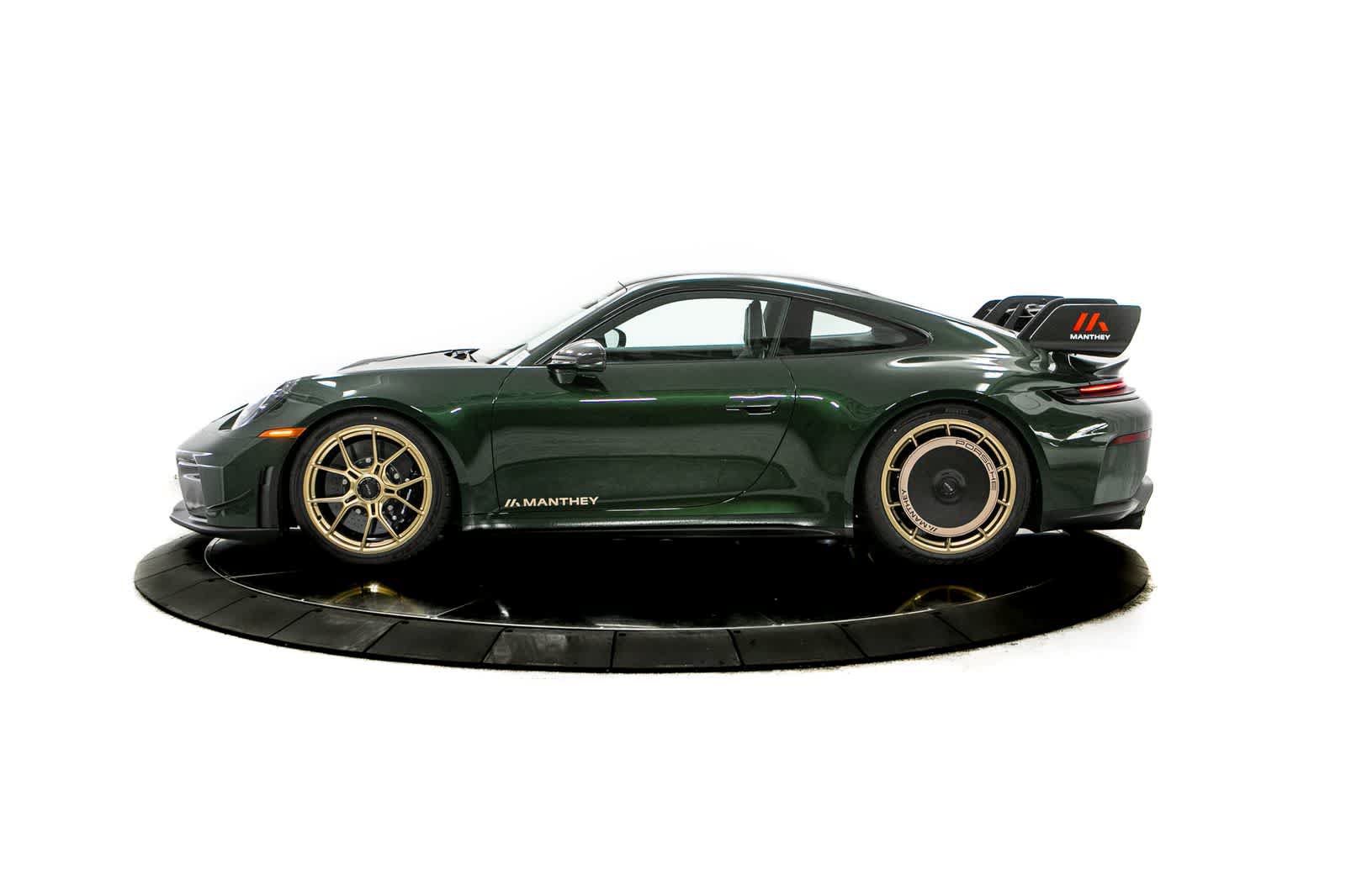 New 2026 Porsche 911 GT3 RWD image 2