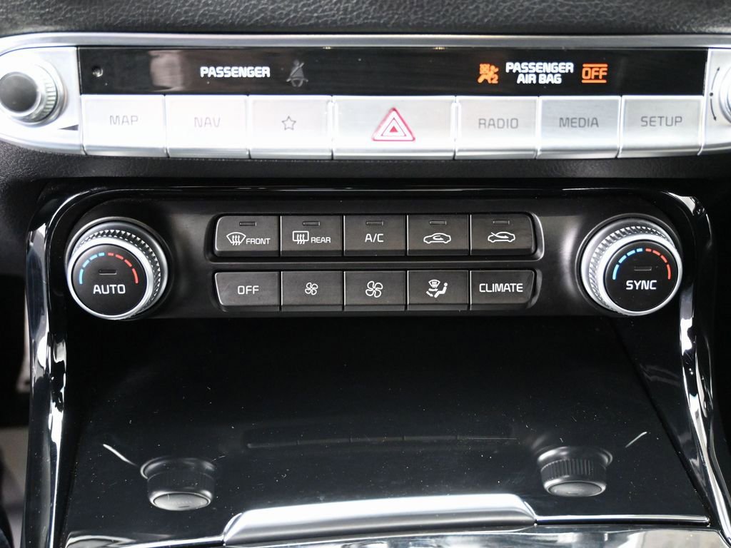 Used 2023 Kia Stinger GT-Line image 24