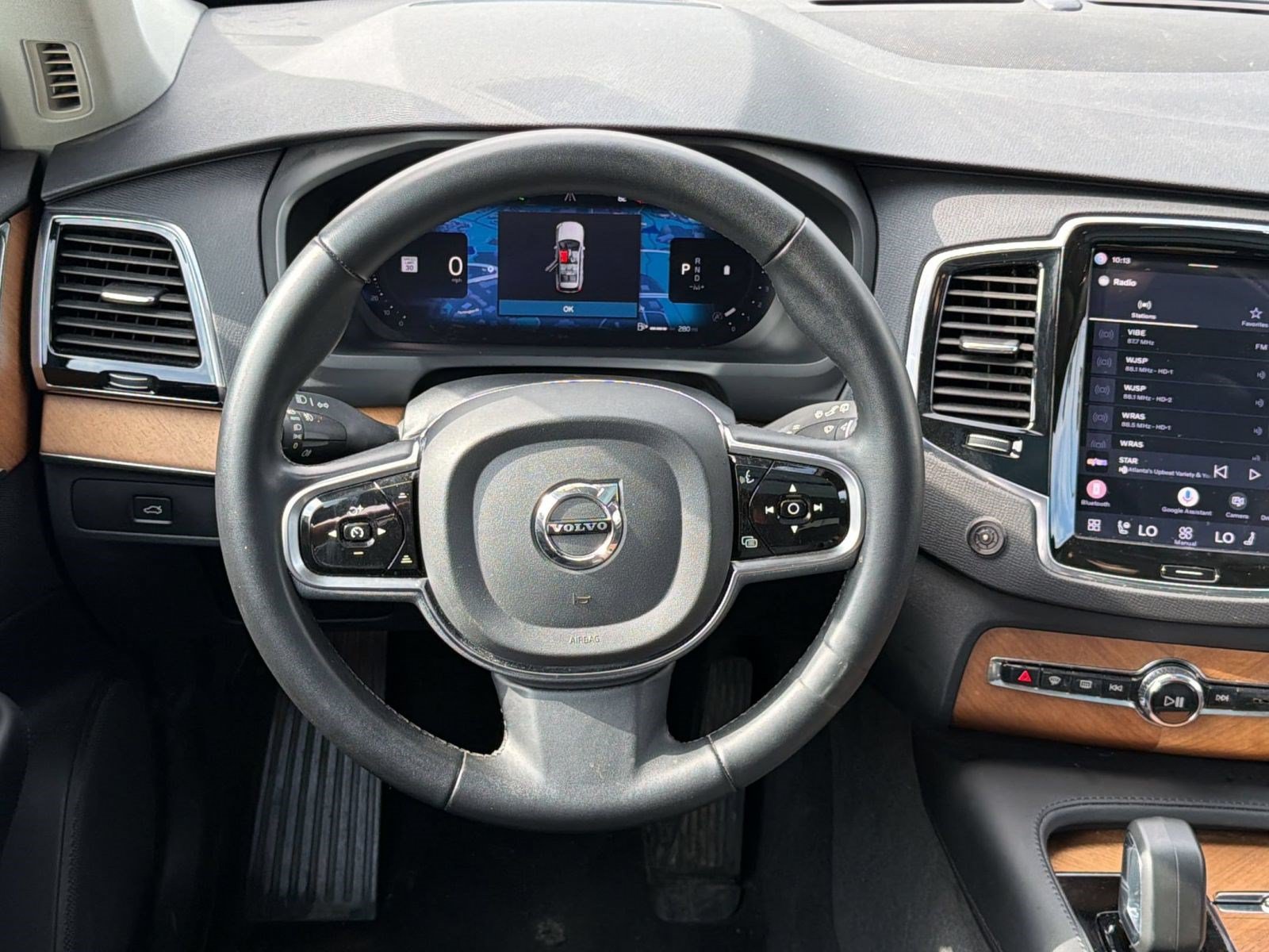 Certified 2023 Volvo XC90 B6 Plus AWD/4WD image 27