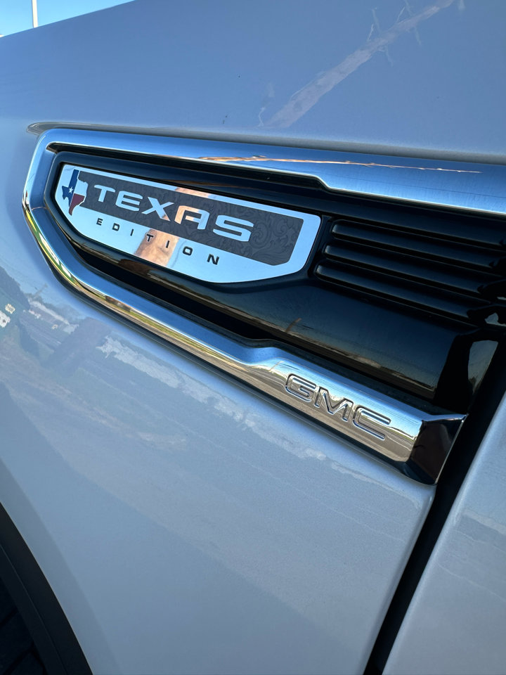 Used 2022 GMC Sierra 1500 SLT image 5